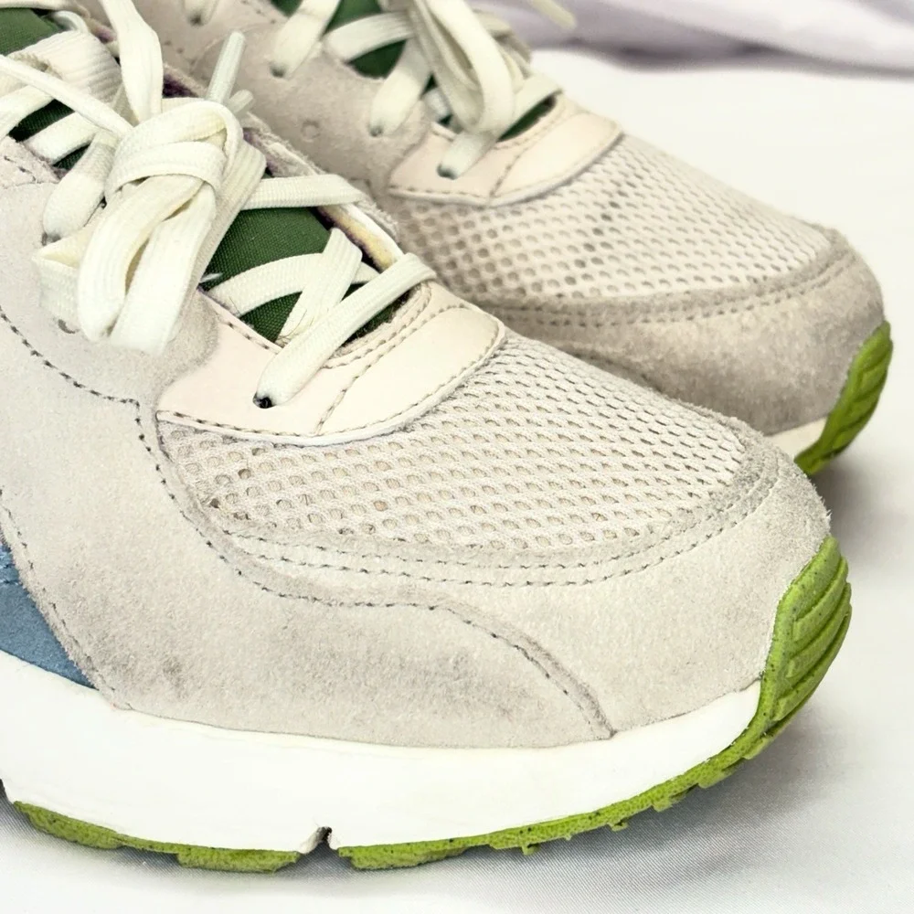 Nike great preowned
